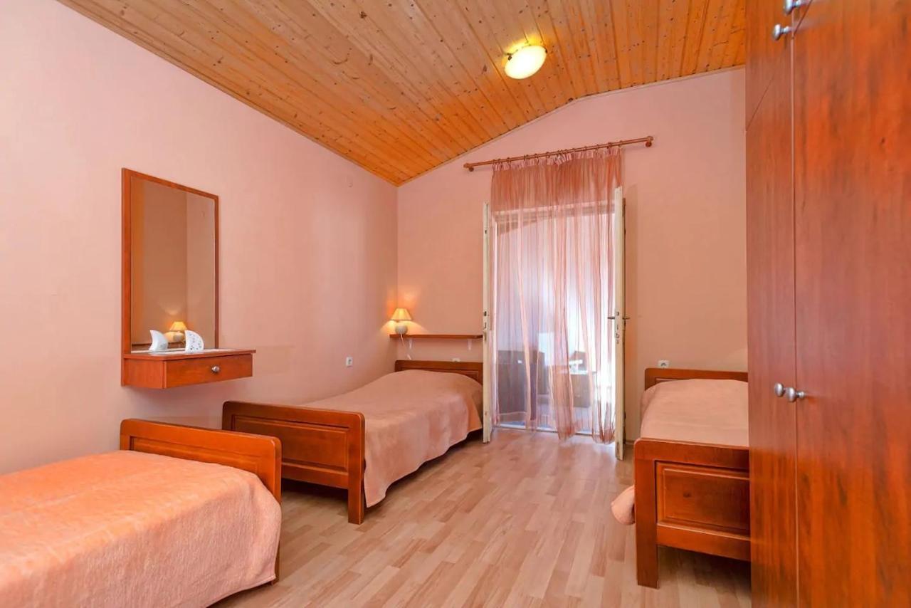 Holiday House With A Parking Space Svirce, Hvar - 17682 Vrbanj Luaran gambar